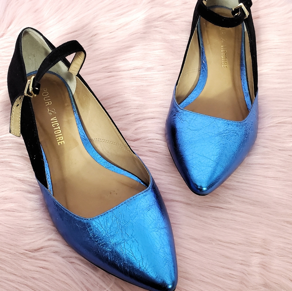 Pour La Victoire Blue Metallic Leather Flats